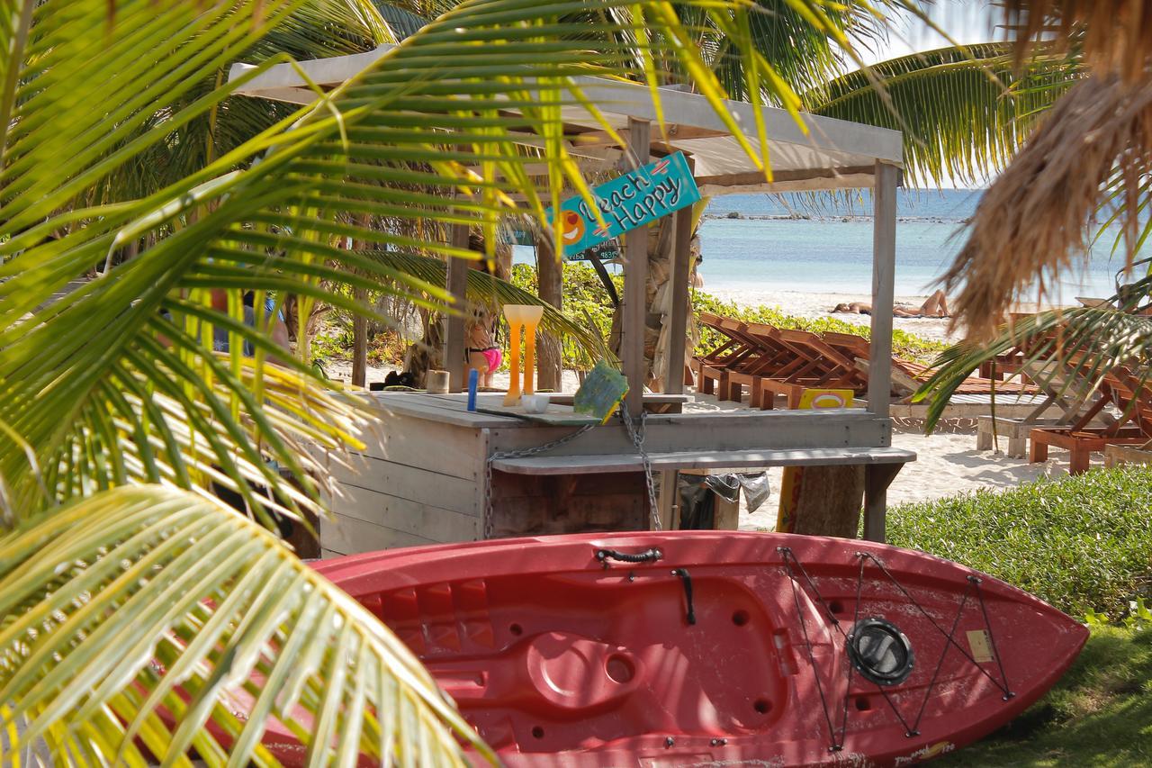 Eco Cabanas Bluekay Hotel Mahahual Exterior photo